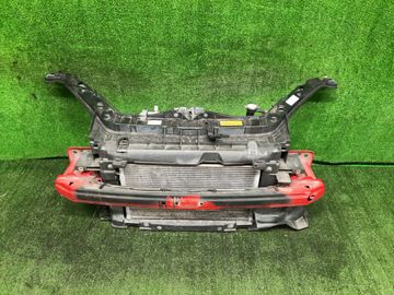 РАМКА РАДИАТОРА НА MAZDA DEMIO DY3W ZJ-VE