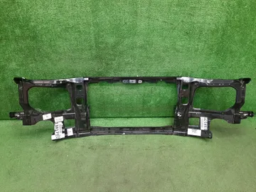 РАМКА РАДИАТОРА НА TOYOTA HILUX KUN26