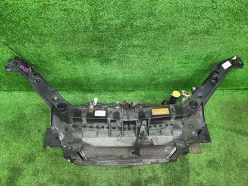 РАМКА РАДИАТОРА НА MAZDA DEMIO DY5W ZY-VE