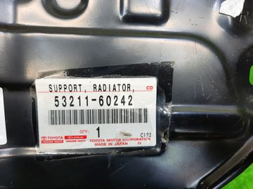 РАМКА РАДИАТОРА 53211-60242 301Y0000227 НОВАЯ! ОРИГИНАЛ! НА TOYOTA PRADO TRJ150