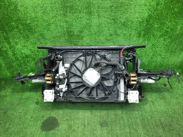 РАМКА РАДИАТОРА НА BMW 530I F10 N52B30A