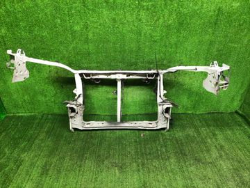 РАМКА РАДИАТОРА НА TOYOTA VOXY ZRR80G 3ZR-FAE