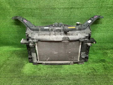 РАМКА РАДИАТОРА НА MAZDA DEMIO DY3W ZJ-VE