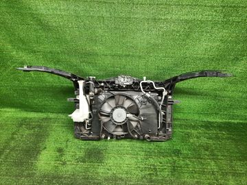 РАМКА РАДИАТОРА НА MAZDA DEMIO DY3W ZJ-VE