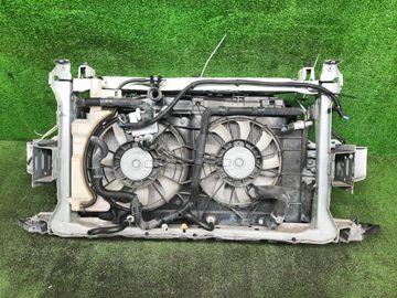 РАМКА РАДИАТОРА НА TOYOTA SIENTA NHP170 1NZ-FXE