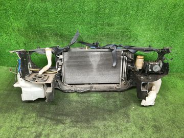РАМКА РАДИАТОРА НА SUBARU FORESTER SG5 EJ20T