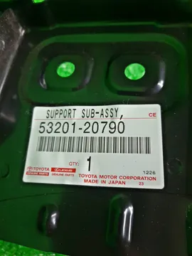 РАМКА РАДИАТОРА НА TOYOTA ALLION ZRT261