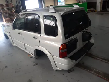 КУЗОВ НА SUZUKI ESCUDO TL52W J20A