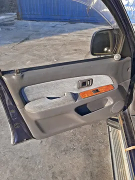 КУЗОВ НА TOYOTA HILUX SURF KZN185G 1KZ-TE