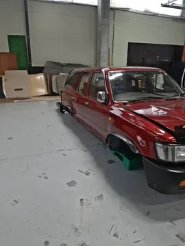 КУЗОВ НА TOYOTA HILUX SURF KZN130