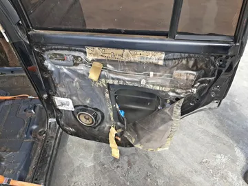 КУЗОВ НА TOYOTA LAND CRUISER FZJ80