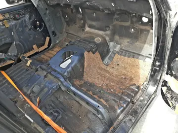 КУЗОВ НА TOYOTA LAND CRUISER FZJ80