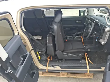 КУЗОВ НА TOYOTA FJ CRUISER GSJ15 1GR-FE