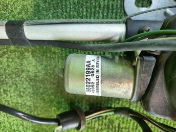 АНТЕННА НА JEEP CHEROKEE XJ