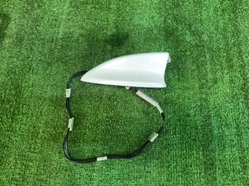 АНТЕННА НА HONDA VEZEL RV5