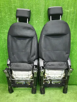 КРЕСЛО НА HONDA FIT GR1