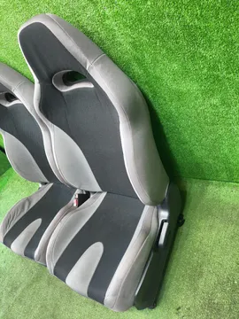 КРЕСЛО НА SUBARU IMPREZA GG3