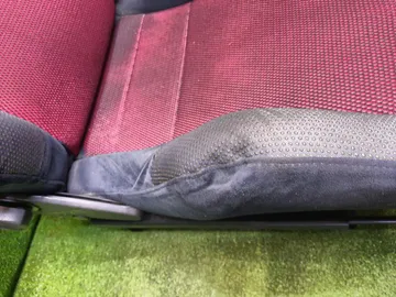 КРЕСЛО НА TOYOTA COROLLA NZE124