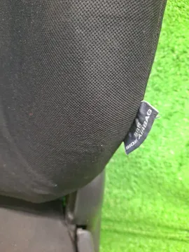 КРЕСЛО НА TOYOTA VITZ NCP91