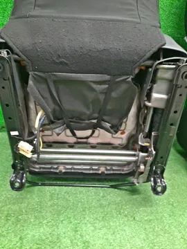 КРЕСЛО НА TOYOTA VITZ NCP91