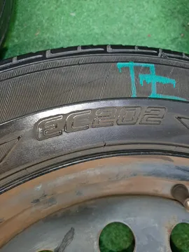 РЕЗИНА ЛЕГКОВАЯ НА DUNLOP EC-202