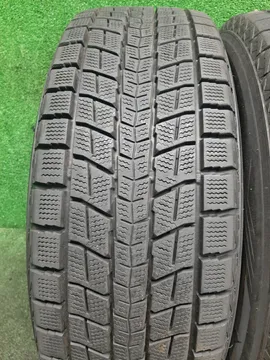 РЕЗИНА ЛЕГКОВАЯ НА DUNLOP SJ-8