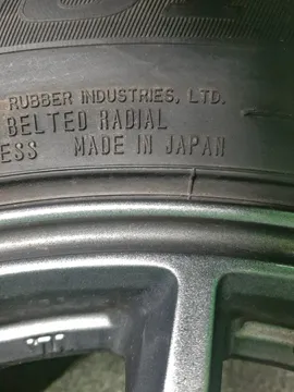 РЕЗИНА ЛЕГКОВАЯ НА DUNLOP SJ-8