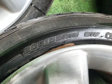 РЕЗИНА ЛЕГКОВАЯ НА DUNLOP LEMANS V