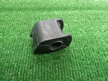 ВТУЛКА СТАБИЛИЗАТОРА НА TOYOTA AQUA NHP10 1NZ-FXE