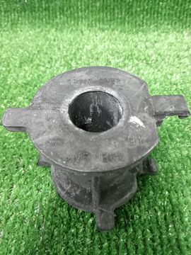 ВТУЛКА СТАБИЛИЗАТОРА 48815-60221 317Y0000026 НА TOYOTA LAND CRUISER VDJ200 1VD-FTV