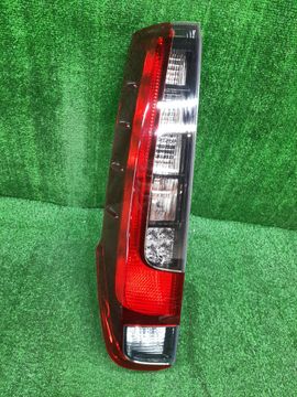 СТОП СИГНАЛ НА TOYOTA NOAH ZRR80G
