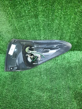 СТОП СИГНАЛ НА LEXUS RX270 AGL10W