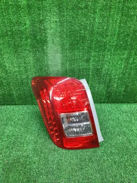 СТОП СИГНАЛ НА TOYOTA COROLLA FIELDER NZE141G