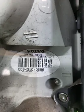СТОП СИГНАЛ НА VOLVO V70 BW69