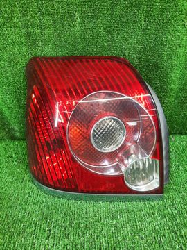 СТОП СИГНАЛ НА TOYOTA AVENSIS AZT251