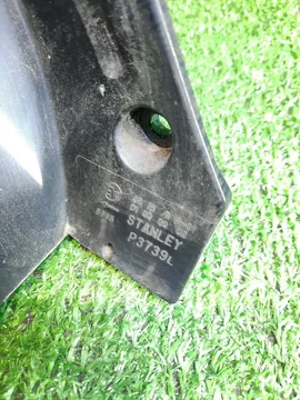 СТОП СИГНАЛ НА MITSUBISHI LANCER CEDIA CS5A