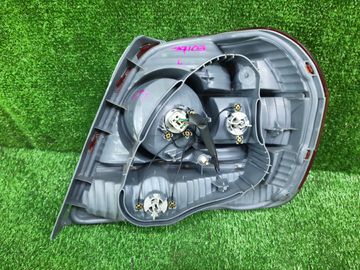 СТОП СИГНАЛ НА TOYOTA PLATZ NCP12