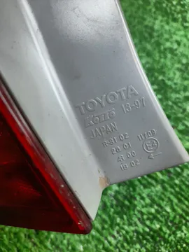 СТОП СИГНАЛ НА TOYOTA COROLLA FIELDER NZE141G