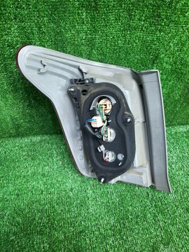 СТОП СИГНАЛ НА TOYOTA COROLLA FIELDER NZE141G