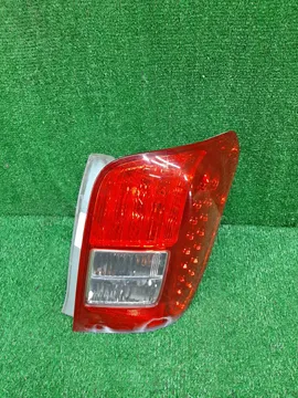 СТОП СИГНАЛ НА TOYOTA COROLLA FIELDER NZE141G