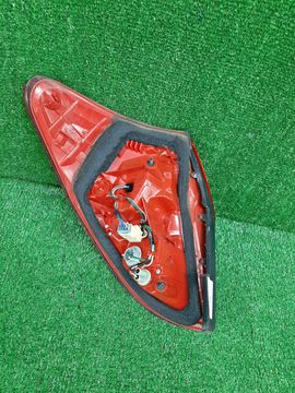 СТОП СИГНАЛ НА TOYOTA VANGUARD ACA33W