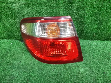 СТОП СИГНАЛ НА NISSAN BLUEBIRD SYLPHY G10
