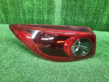 СТОП СИГНАЛ НА MAZDA AXELA BYEFP