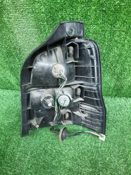 СТОП СИГНАЛ НА MAZDA DEMIO DW3W