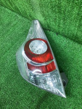 СТОП СИГНАЛ НА TOYOTA AQUA NHP10