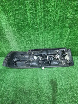 СТОП СИГНАЛ НА TOYOTA WINDOM VCV10