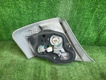 СТОП СИГНАЛ НА TOYOTA COROLLA  AXIO NZE141