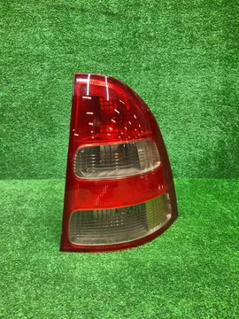 СТОП СИГНАЛ НА TOYOTA COROLLA FIELDER NZE121G