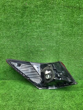 СТОП СИГНАЛ НА TOYOTA CROWN AWS210