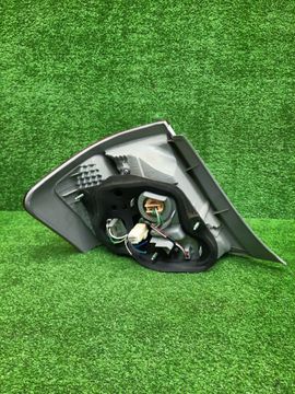 СТОП СИГНАЛ НА TOYOTA COROLLA  AXIO NZE141